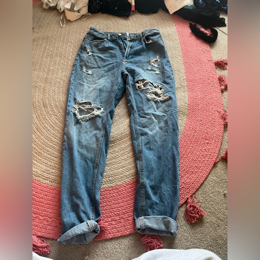 BdG distressed mom jeans high rise